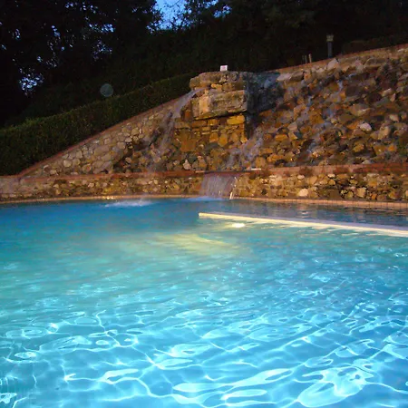 مزرعة للإقامة Mulino Di Quercegrossa